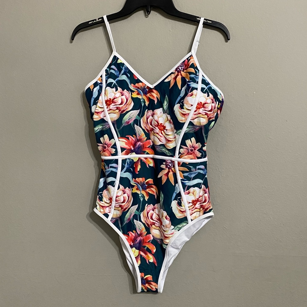 NWT Cupshe One Piece Swimsuit